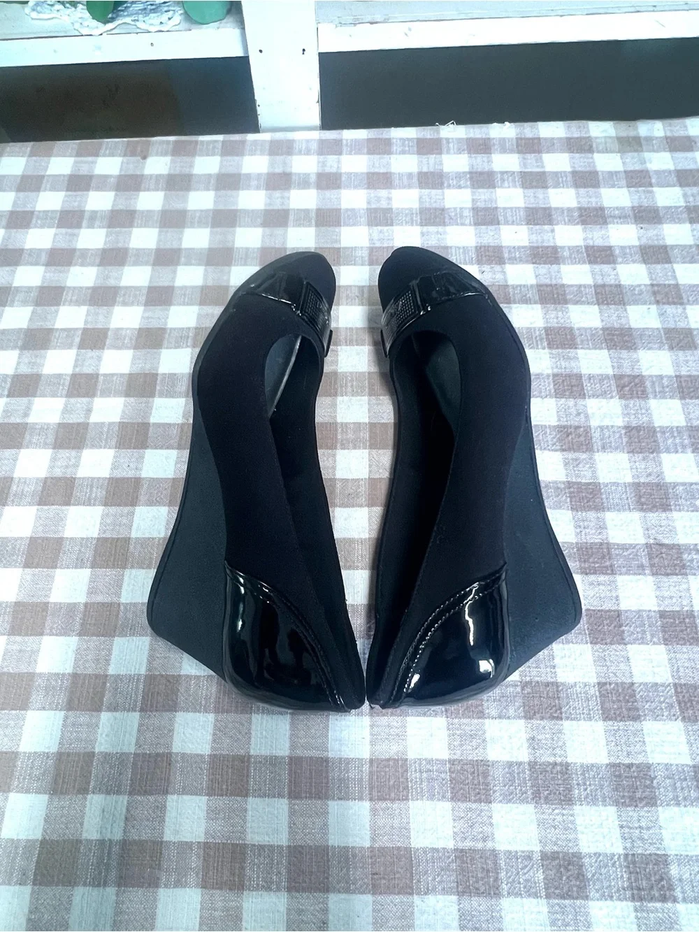 Anne Klein black wedge shoes 7.5